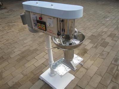 小型涼皮機(jī)廠家丨全自動涼皮機(jī)市場報(bào)價(jià)圖片_高清圖_細(xì)節(jié)圖-邢臺市橋東區(qū)天騰機(jī)械設(shè)備制造廠(個(gè)體經(jīng)營) -